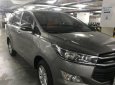 Toyota Innova 2.0E 2017 - Bán Toyota Innova 2.0E SX 2017, màu xám  