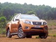 Nissan Navara VL 4WD  2018 - Bán ô tô Nissan Navara VL 4WD đời 2018, màu vàng, nhập khẩu, có xe giao ngay giá tốt