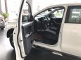 Mazda BT 50 2.2 MT 4WD 2018 - Bán xe Mazda BT 50 2.2 MT 4WD đời 2018, màu trắng, xe nhập