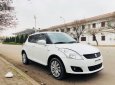 Suzuki Swift 2015 - Cần bán gấp Suzuki Swift năm 2015, màu trắng