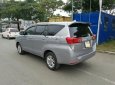 Toyota Innova 2.0E 2017 - Bán Toyota Innova E đời 2017, màu bạc như mới, giá 735tr