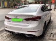 Hyundai Elantra 1.6AT 2017 - Bán Hyundai Elantra 1.6AT năm 2017, màu trắng 