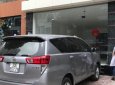 Toyota Innova 2.0E  2016 - Bán Toyota Innova 2.0E năm 2016, màu bạc chính chủ, 720tr