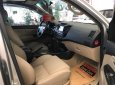 Toyota Fortuner V 4x2 2016 - Bán Toyota Fortuner V 4x2 năm 2016, màu bạc, chạy 23.000km