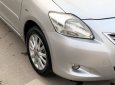 Toyota Vios E 2010 - Bán xe Toyota Vios E đời 2010, màu bạc