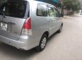 Toyota Innova 2.0 G 2011 - Cần bán Toyota Innova 2.0 G đời 2011, màu bạc xe gia đình, giá chỉ 398 triệu