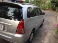 Toyota Innova J 2008 - Cần bán gấp Toyota Innova J đời 2008, màu bạc, 285tr