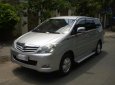 Toyota Innova 2.0G 2009 - Cần bán gấp Toyota Innova 2.0G đời 2009, màu bạc như mới