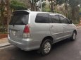 Toyota Innova 2010 - Cần bán xe Toyota Innova đời 2011, màu bạc