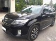 Kia Sorento 2016 - Cần bán gấp Kia Sorento sản xuất năm 2016, màu đen, giá chỉ 820 triệu