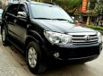 Toyota Fortuner 2010 - Cần bán lại xe Toyota Fortuner màu đen xe gia đình, 568tr