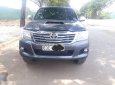 Toyota Hilux 2013 - Bán Toyota Hilux đời 2013, màu xám 