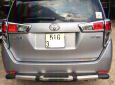 Toyota Innova 2.0E 2017 - Cần bán gấp Toyota Innova sản xuất 2017 màu bạc, 719 triệu