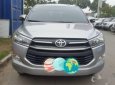 Toyota Innova    2.0E 2017 - Bán xe Toyota Innova 2.0E sản xuất năm 2017, màu bạc 