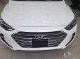 Hyundai Elantra 2018 - Cần bán xe Hyundai Elantra đời 2018, màu trắng