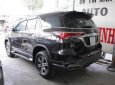 Toyota Fortuner 2.7V 4x2 AT 2017 - Cần bán Toyota Fortuner 2.7V 4x2 AT năm sản xuất 2017, màu nâu, nhập khẩu nguyên chiếc 