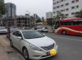 Hyundai Sonata Y20 2011 - Cần bán lại xe Hyundai Sonata Y20 năm sản xuất 2011, màu trắng, xe nhập, 635tr