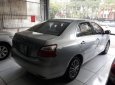 Toyota Vios 1.5E 2013 - Cần bán gấp Toyota Vios 1.5E năm 2013, màu bạc  