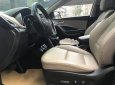 Hyundai Santa Fe 2.2L 4WD 2018 - Cần bán lại xe Hyundai Santa Fe 2.2 CRDI 4WD năm sản xuất 2018, màu trắng, xe nhập chính chủ