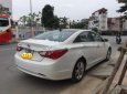 Hyundai Sonata Y20 2011 - Cần bán lại xe Hyundai Sonata Y20 năm sản xuất 2011, màu trắng, xe nhập, 635tr