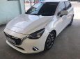 Mazda 2 2016 - Cần bán gấp Mazda 2 sản xuất 2016, màu trắng chính chủ