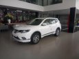 Nissan X trail SL PremiumL 2018 - Cần bán xe Nissan X trail SL PremiumL đời 2018, màu trắng, giao xe ngay trong ngày đó