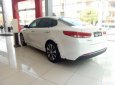 Kia Optima 2.0 ATH 2018 - Cần bán Kia Optima 2.0 ATH sản xuất 2018, màu trắng, giá tốt