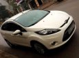 Ford Fiesta 2011 - Bán Ford Fiesta năm 2011, màu trắng, xe gia đình