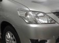 Toyota Innova 2013 - Cần bán lại xe Toyota Innova sản xuất năm 2013, màu bạc, 525tr