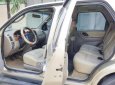 Ford Escape 2004 - Bán Ford Escape đời 2004, màu vàng, giá 235tr