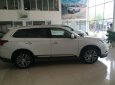 Mitsubishi Outlander CVT 2018 - Bán Mitsubishi Outlander mới 100% tại Huế giá 808tr, có trả góp