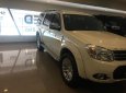 Ford Everest 2014 - Bán gấp xe Everest số sàn, model 2014, chạy 25.000 km, màu trắng