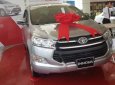 Toyota Innova 2.0E 2018 - Bán xe Toyota Innova 2.0E năm sản xuất 2018, màu bạc