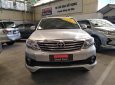 Toyota Fortuner V 2016 - Bán xe Toyota Fortuner V 2016, màu bạc, mới đi 23.000km, xe đầy đủ phụ kiện