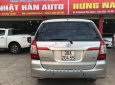 Toyota Innova  2.0MT 2014 - Bán xe Toyota Innova 2.0MT đời 2014, màu bạc