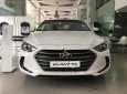 Hyundai Elantra 1.6 MT 2018 - Bán xe Hyundai Elantra 1.6 MT năm sản xuất 2018, màu trắng, giá 560tr