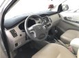 Toyota Innova 2.0E 2015 - Bán xe Toyota Innova năm 2015 màu bạc, 605 triệu