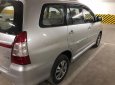 Toyota Innova 2.0E 2015 - Cần bán gấp Toyota Innova 2.0E đời 2015, màu bạc