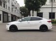 Hyundai Elantra 2016 - Cần bán xe Hyundai Elantra năm sản xuất 2016, màu trắng chính chủ