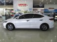 Hyundai Elantra 1.6MT 2016 - Bán Hyundai Elantra 1.6MT năm 2016, màu trắng