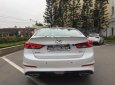 Hyundai Elantra 2016 - Cần bán xe Hyundai Elantra năm sản xuất 2016, màu trắng chính chủ