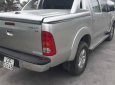 Toyota Hilux G 2010 - Bán Toyota Hilux G năm 2010, màu bạc 