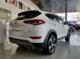 Hyundai Tucson 1.6 AT Turbo 2018 - Bán ô tô Hyundai Tucson 1.6 AT Turbo năm sản xuất 2018, màu trắng, giá tốt