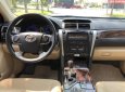 Toyota Camry 2.0E 2016 - Bán xe Toyota Camry 2.0E năm 2016, đúng chất, biển TP, màu đen, 908 triệu còn thương lượng