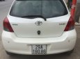 Toyota Yaris  1.3 AT  2010 - Bán xe Toyota Yaris 1.3 AT 2010, màu trắng, giá tốt