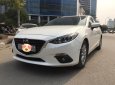 Mazda 3 1.5AT 2015 - Cần bán lại xe Mazda 3 1.5AT năm sản xuất 2015, màu trắng, giá chỉ 645 triệu