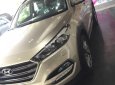 Hyundai Tucson 2018 - Bán ô tô Hyundai Tucson đời 2018, màu vàng, 838tr