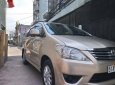 Toyota Innova E 2012 - Bán xe Toyota Innova E đời 2012, màu vàng cát