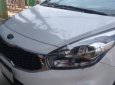 Kia Rondo 2017 - Bán Kia Rondo 2017, màu trắng, xe gia đình giá cạnh tranh