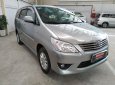 Toyota Innova E 2012 - Bán Toyota Innova 2012, màu xám (ghi), giá chỉ 560 triệu, còn thương lượng